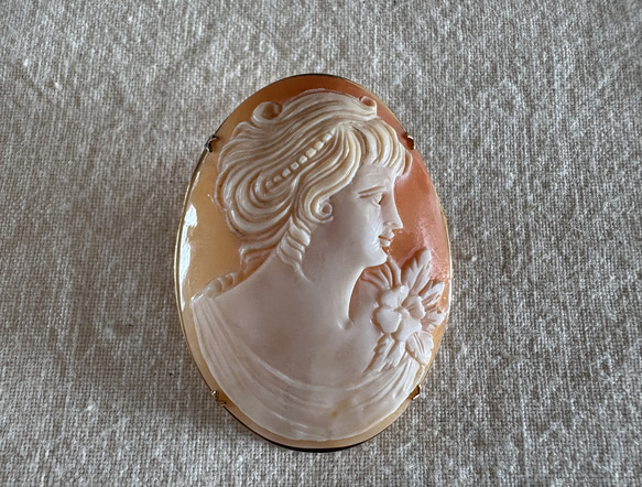 イタリアの古いカメオ Cameo アンティークカメオ　ブローチ　Italy 【1点】 2枚目の画像