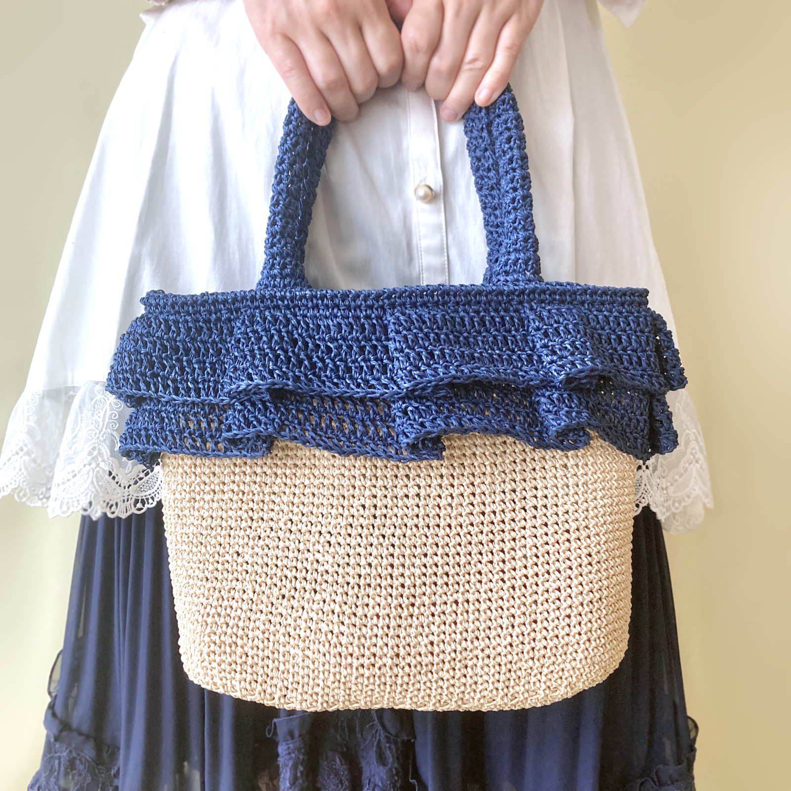 15色＊推し色で作るフリルのバイカラーハンドバッグ＊手編みニット＊送料無料