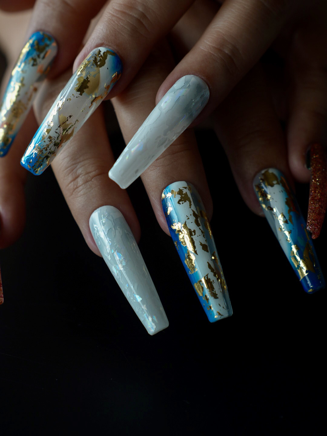 ネイルチップ／Blue Gold Abstract