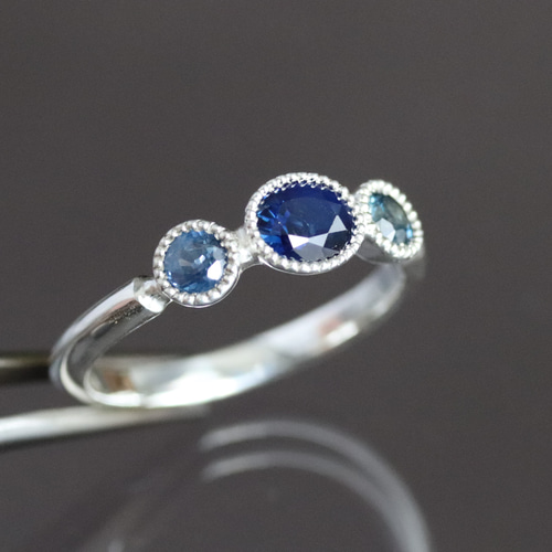 サファイアシルバーリング 3つの天然サファイア シルバーリング TripleSapphire 指輪