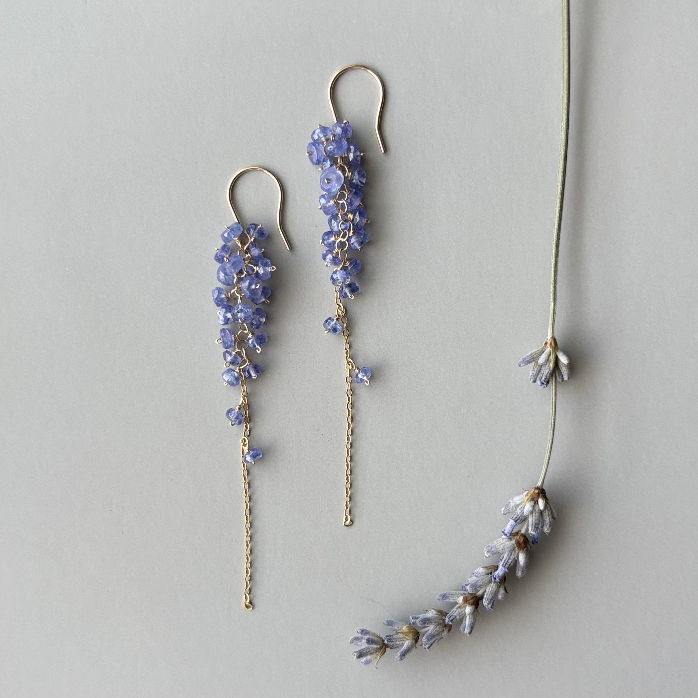 "Lavender" タンザナイトの耳飾り ピアス／イヤリング