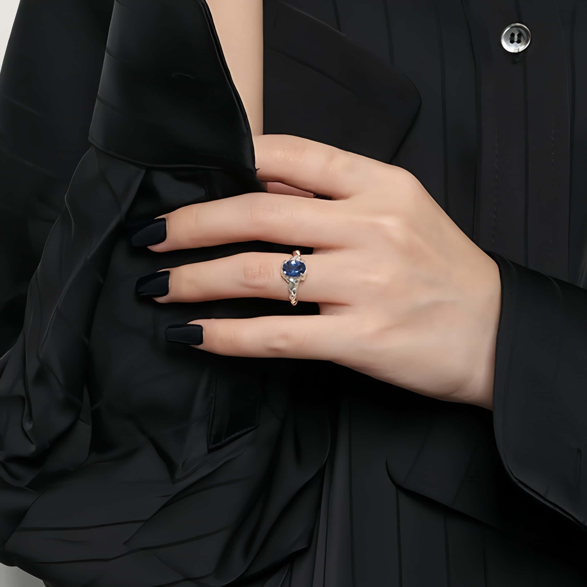 【925 純銀×ブルージルコニア】職人手工製|不規則凹凸リング｜オープンデザイン|多シーン対応