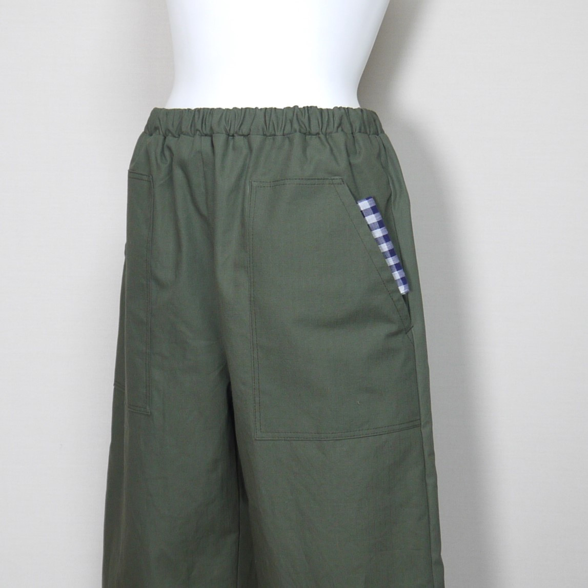 【リップクロス】ポップスリットパンツ◆カーキ◆フリーサイズ（コットン100％）