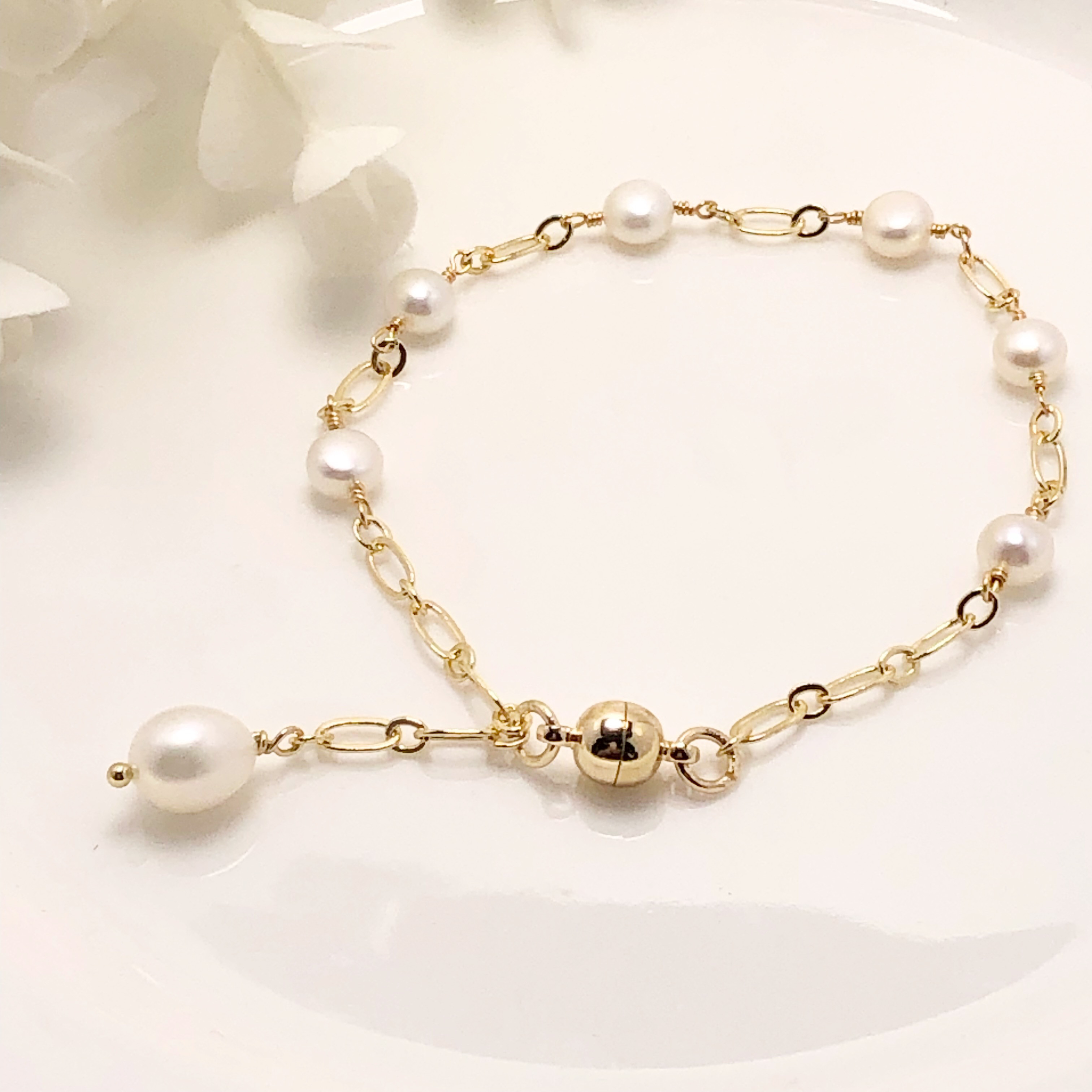 《  14kgfブレスレット》高品質　淡水パールのブレスレット