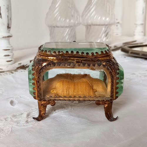 アンティーク　ガラス　ジュエリーボックス　フランス ガラスのジュエリーボックス フランスアンティーク アンティーク