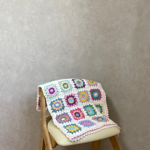 カラフルな花柄のひざ掛け 新柄♡♡カラフルひざ掛け モチーフブランケット ひざ掛け