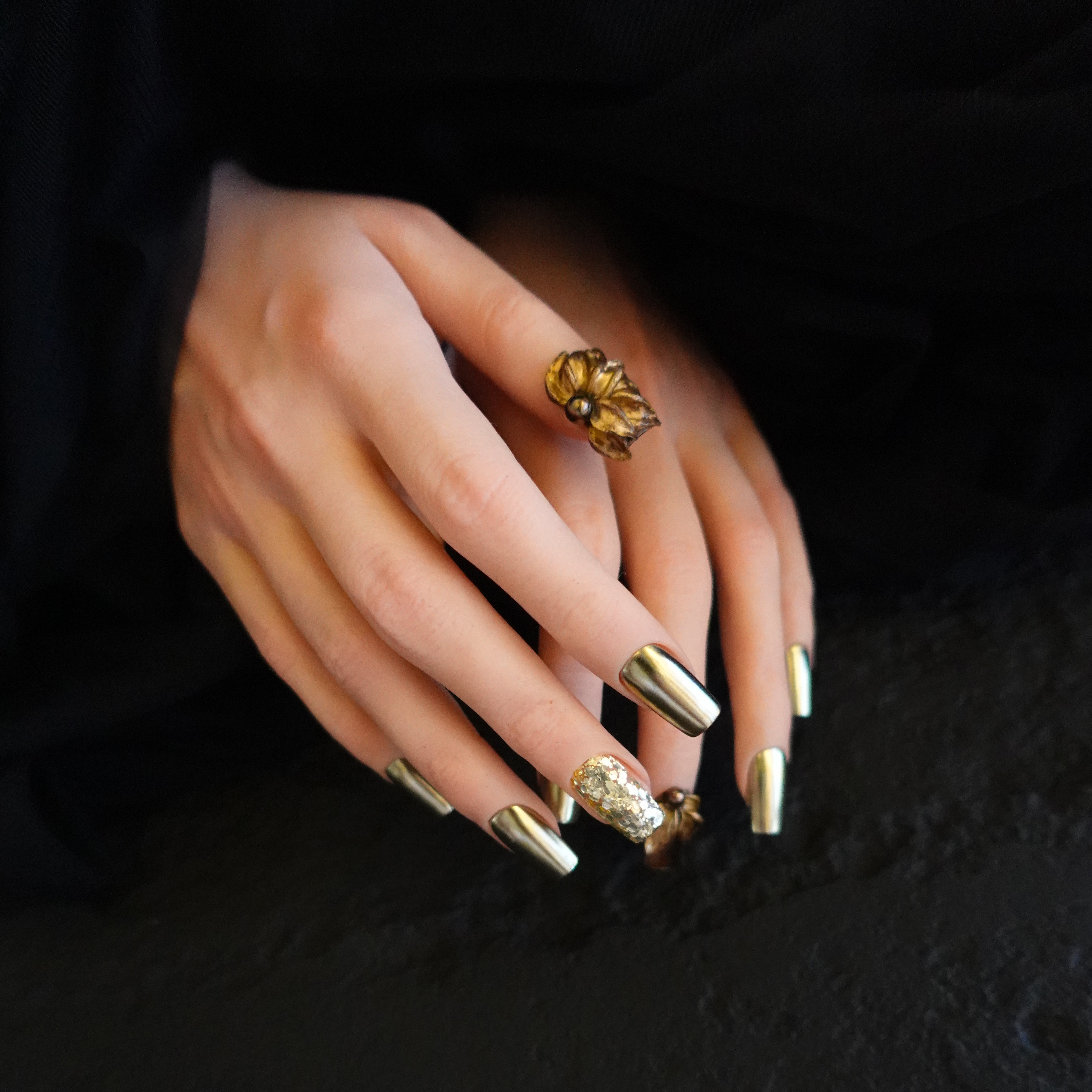 製品名: ギルデッド・ペタル 2505204