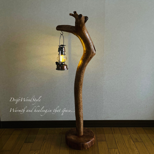 流木インテリア 芸術的な造形が美しい流木スタンド ランタンやエアプラントを飾れる置物 北欧 照明 N94 10枚目の画像