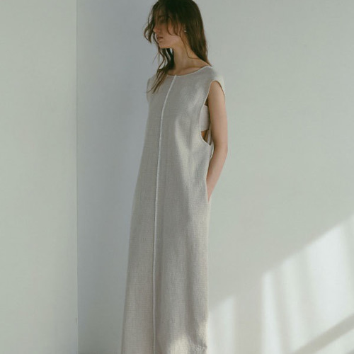美色✨120%lino リネン　ロングワンピース　シワ加工　ナチュラル　上質 120％LINO(120％リノ) リネンノースリーブロングワンピース