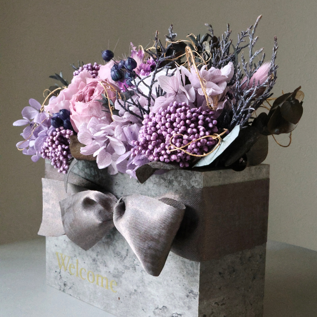 【15種類厳選花材】大人のWelcomeアレンジ　プリザーブドフラワー