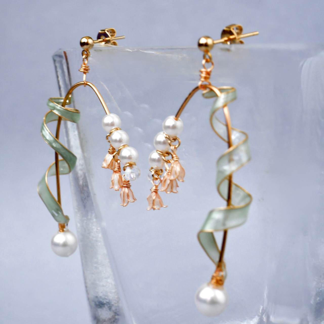 すずらん　ホワイトゴールド　イヤリング/ピアス　ディップアート　ディップフラワー