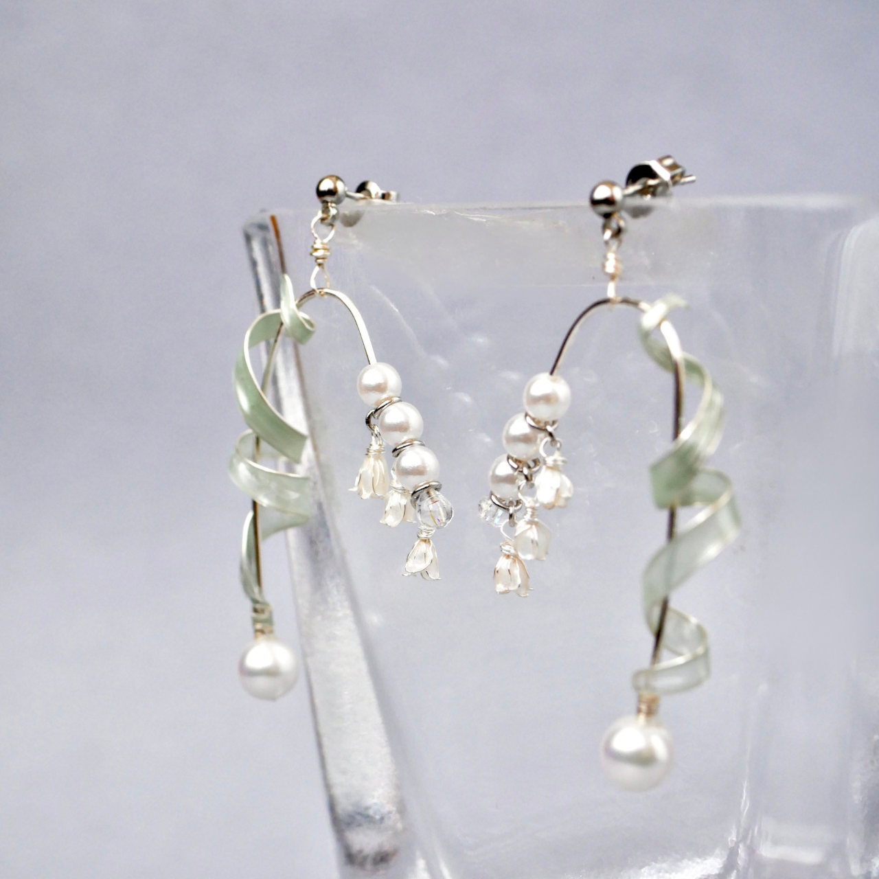 すずらん　ホワイトシルバー　イヤリング/ピアス　ディップアート　ディップフラワー