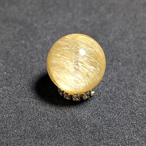 ゴールドルチルクォーツ 1粒売り 12ミリ 濃密に内包する金針がきれい