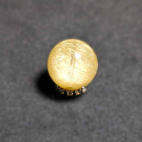 ゴールドルチルクォーツ 1粒売り 12ミリ 濃密に内包する金針がきれい