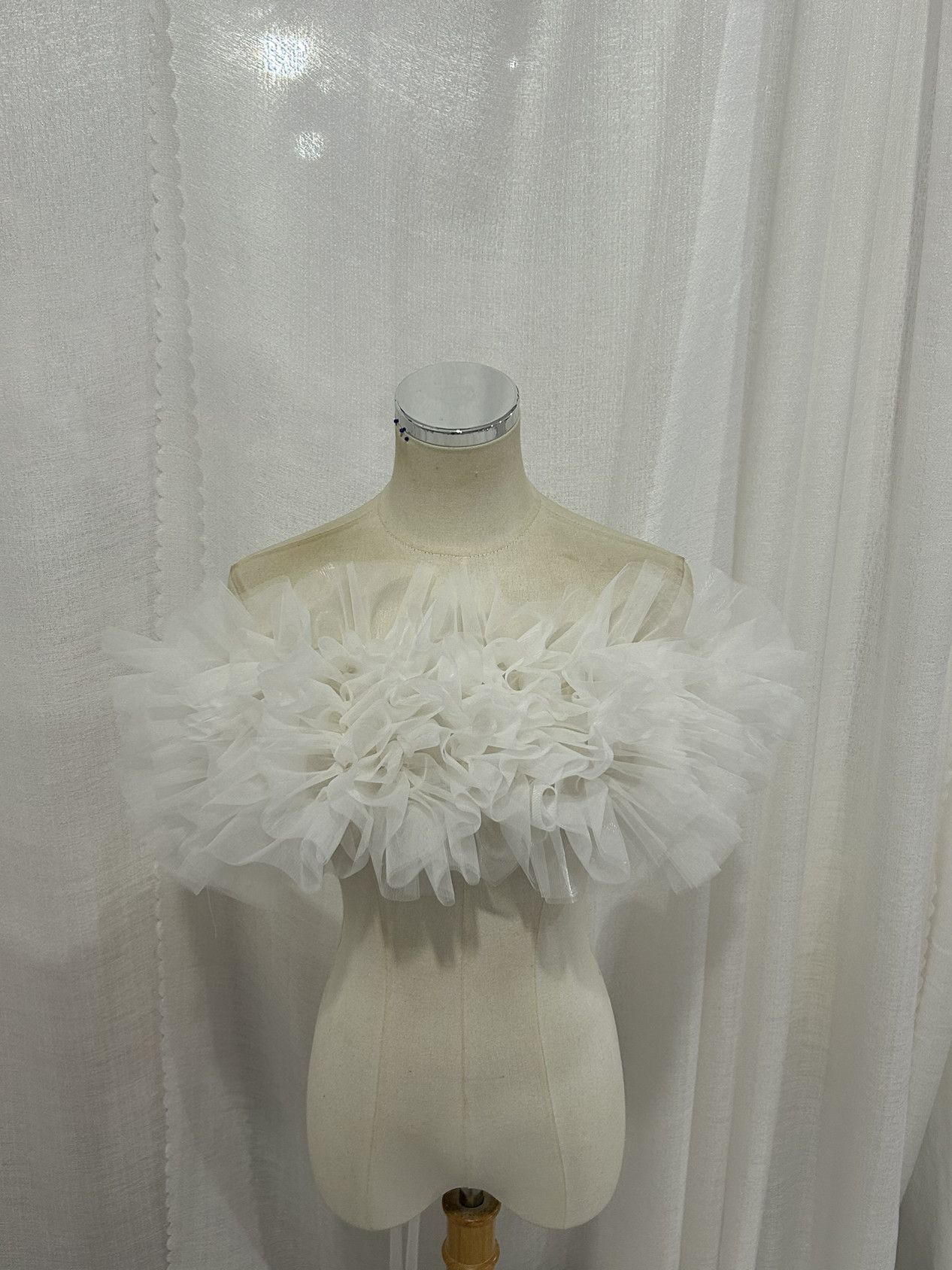 ウエディングドレス ブラック 色 オフショルダー 色直し サイズ調整可能　ドレスアレンジ お色直し