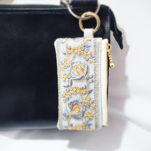 10cm】《インド刺繍リボン》小さな彩りポーチ［黎明の金糸