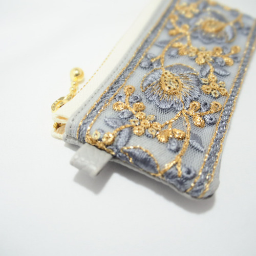 【リュンヌ】インド刺繍リボン・ミニポーチ(S) リュンヌ】インド刺繍リボン・ミニポーチ(S) インド刺繍リボン