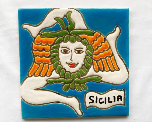 シチリア　トリナクリア（イタリア製） f72ce6e5aaca2ca0993d5b2cb2c263