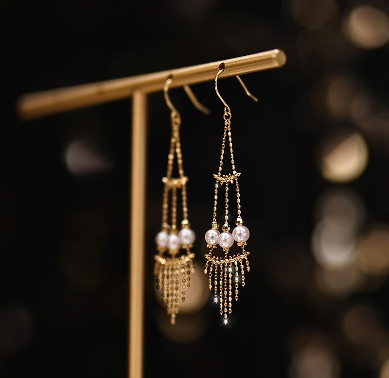 [ヘイズジュエリー] トゥミシリーズ 18Kゴールド レースデザイン タッセルピアス 日本製オーロラアコヤ 4-4.5mmピアス 12,506円