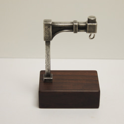 カエル ☆パロサント（木材）ピューター（金属） キーホルダー or 置物