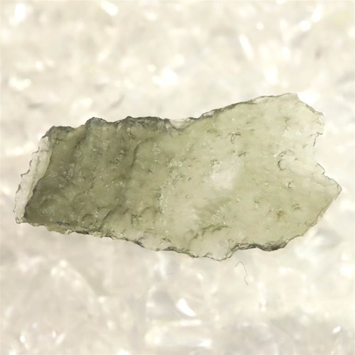 モルダバイト 原石 AA 0.90g #73264 天然石 榎本通商 通販 19461617