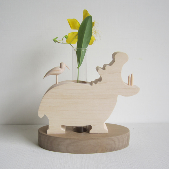 水辺のカバ君　一輪挿し 4枚目の画像