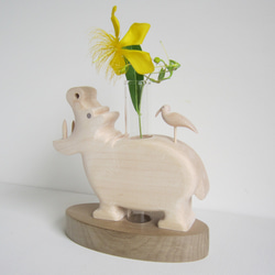 水辺のカバ君　一輪挿し 2枚目の画像