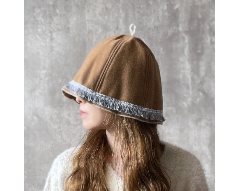 ウールメルトン 自然に馴染む サウナハット 大人におすすめ キャメルカラー ブラウン系 編み込み風リボンでおしゃれ
