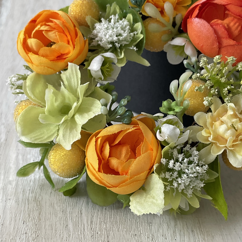 ビタミンカラーのリースBOX 黄色 オレンジ色 元気が出る ミニリース