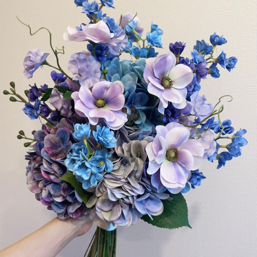 バレリーナブーケ アーティフィシャルフラワー 胡蝶蘭 藤 青 紫