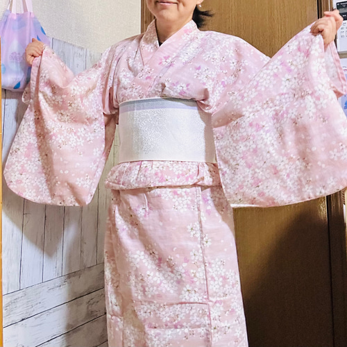桜柄の浴衣 楽天市場】浴衣 レディース 黒 桜柄 花柄 花火大会 夏祭り 8点