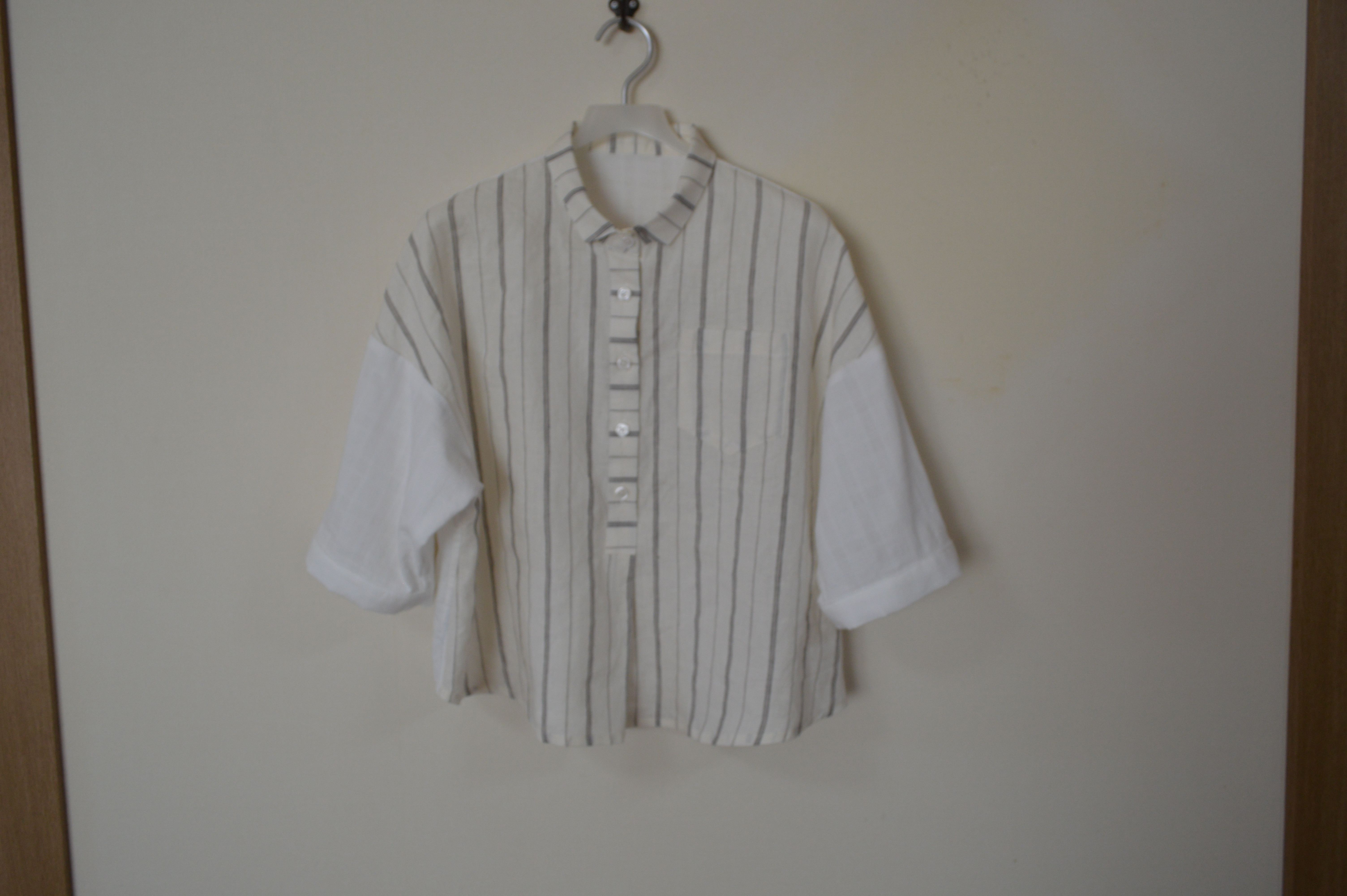 「バイカラー＊小襟シャツ」