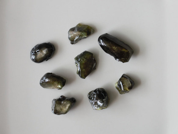 62.6ct 天然石 ブラックスターサファイア 原石 セット売り 天然石