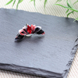 色指定可】「黒蠍」つまみ細工かんざし ワイヤー下がり 髪飾り
