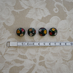 アンティークボタン　フラワーブラック15mm 4枚目の画像