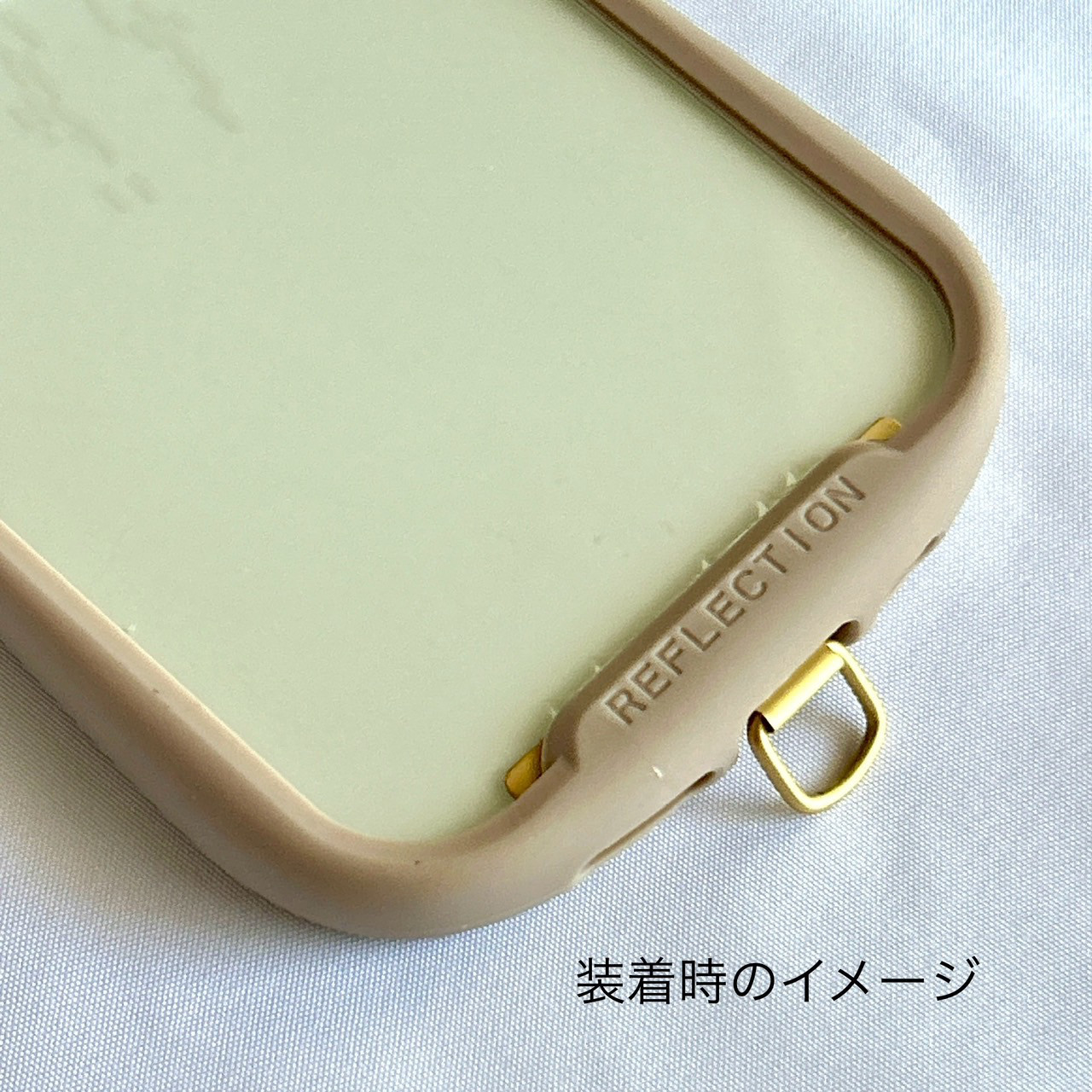 ワイヤーハートとパールのお花のiPhoneケース