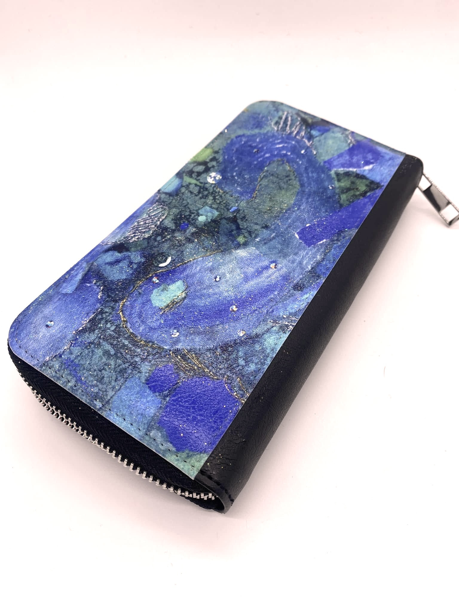 スマホの入る長財布　Baby Dragon