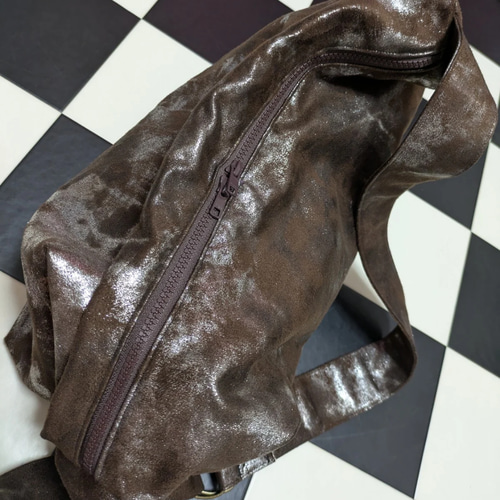 Y2Kなワンショルダーバッグ（ブラウン） ショルダーバッグ atelier am3