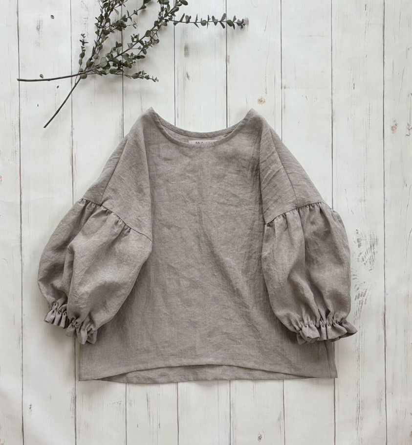 【新作・3日以内に発送】cocoバルーンブラウス 七分袖　Belgium linen 100% *kinari