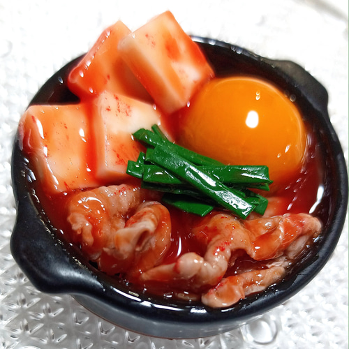 食品サンプル　寄せ鍋 Amazon.co.jp: 日本職人が作る 食品サンプル 鍋 寄せ鍋 IP-510