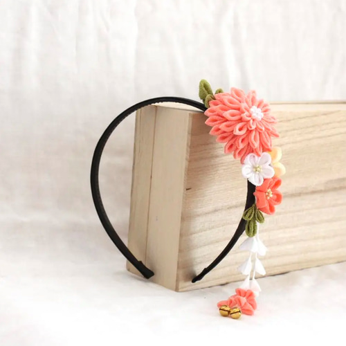 つまみ細工☆カチューシャ☆髪飾り☆七五三 3歳 薄毛 髪が少ない 髪が