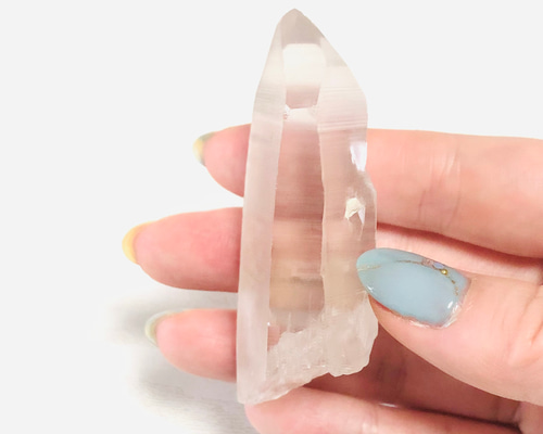 神秘の水晶！レムリアンシードクリスタル 天然石 虹色の星 通販