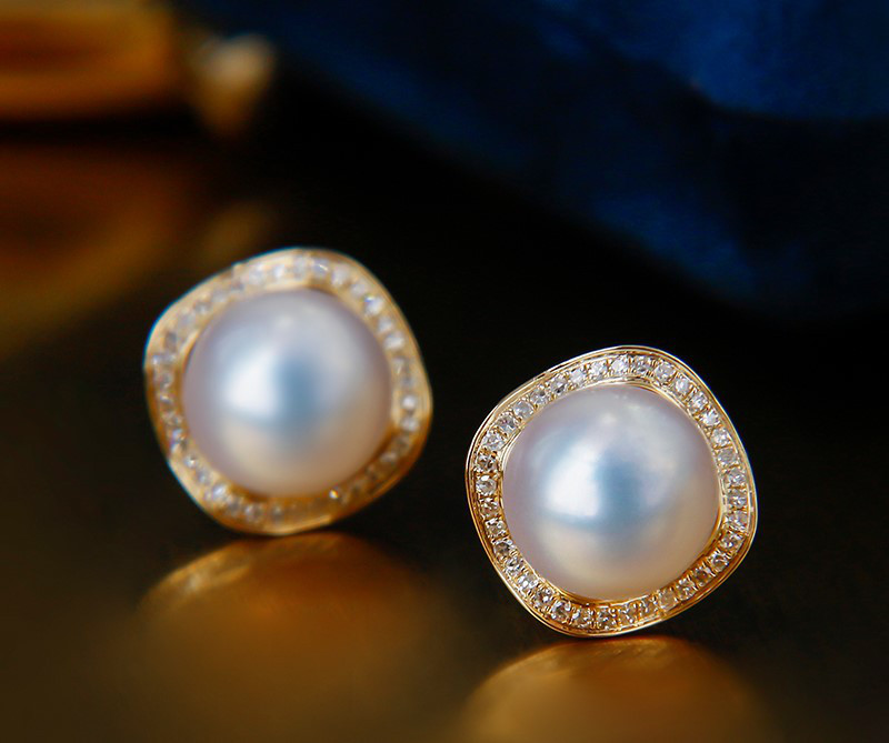 【La Corser】日本製 7.5-10mm アコヤ天然海水真珠ピアス 18Kゴールド ダイヤモンドデザイン 強い光ピアス エ