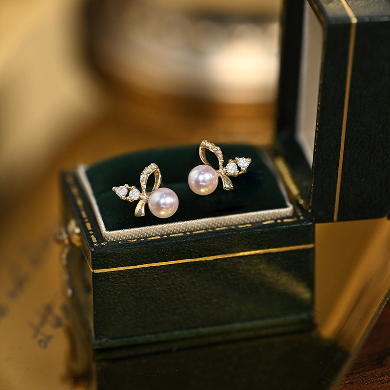 [ヘイズジュエリー] エルフシリーズ 18Kゴールド ダイヤモンド リーフウィングデザイン 4-4.5mm オーロラアコヤ真珠