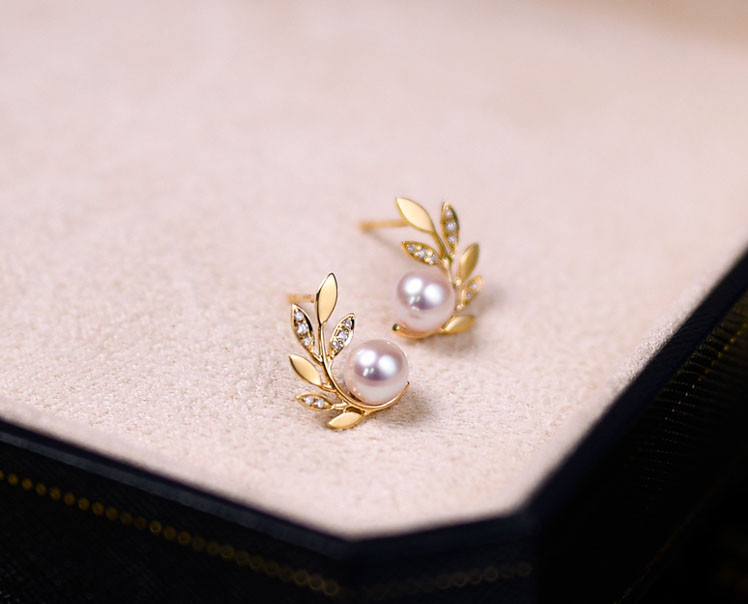 [ヘイズジュエリー] オリーブブランチシリーズ 18Kゴールド ダイヤモンドデザイン 6-6.5mm 日本製オーロラアコヤ海水真