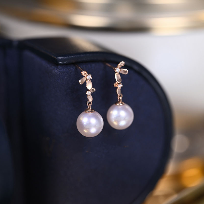 【ヘイズジュエリー】Chlorophytumシリーズ 18Kゴールド ダイヤモンド 花びらデザイン 7.5-8mm オーロラアコ