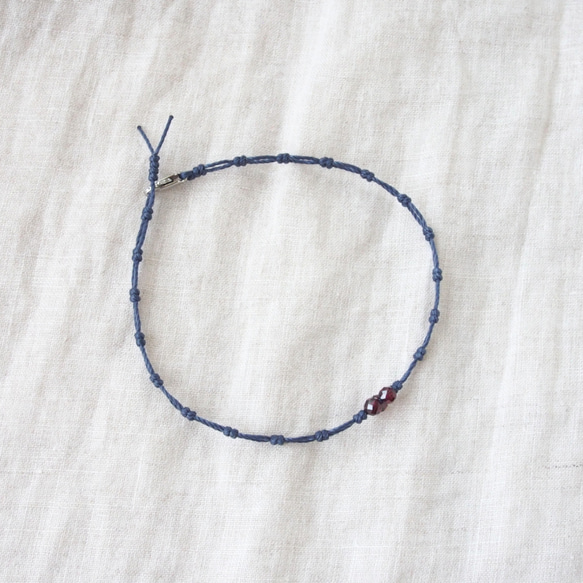 Chain Cord Anklet（ガーネット）-navy- 3枚目の画像