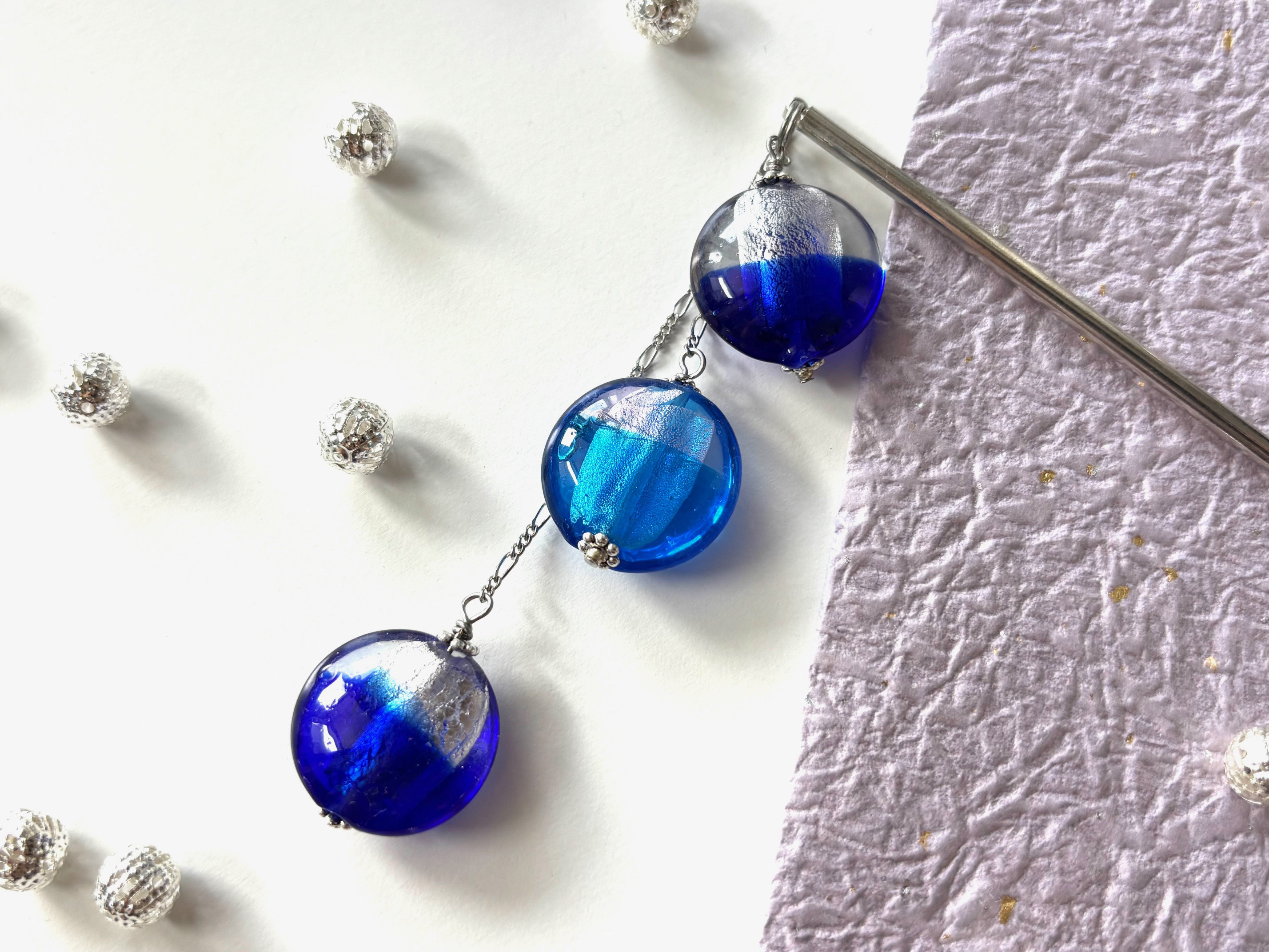 かんざし　紺色の２トーンカラーのとんぼ玉B　一本挿し　一本簪　涼しげ　夏　和風　トンボ玉　青　ブルー