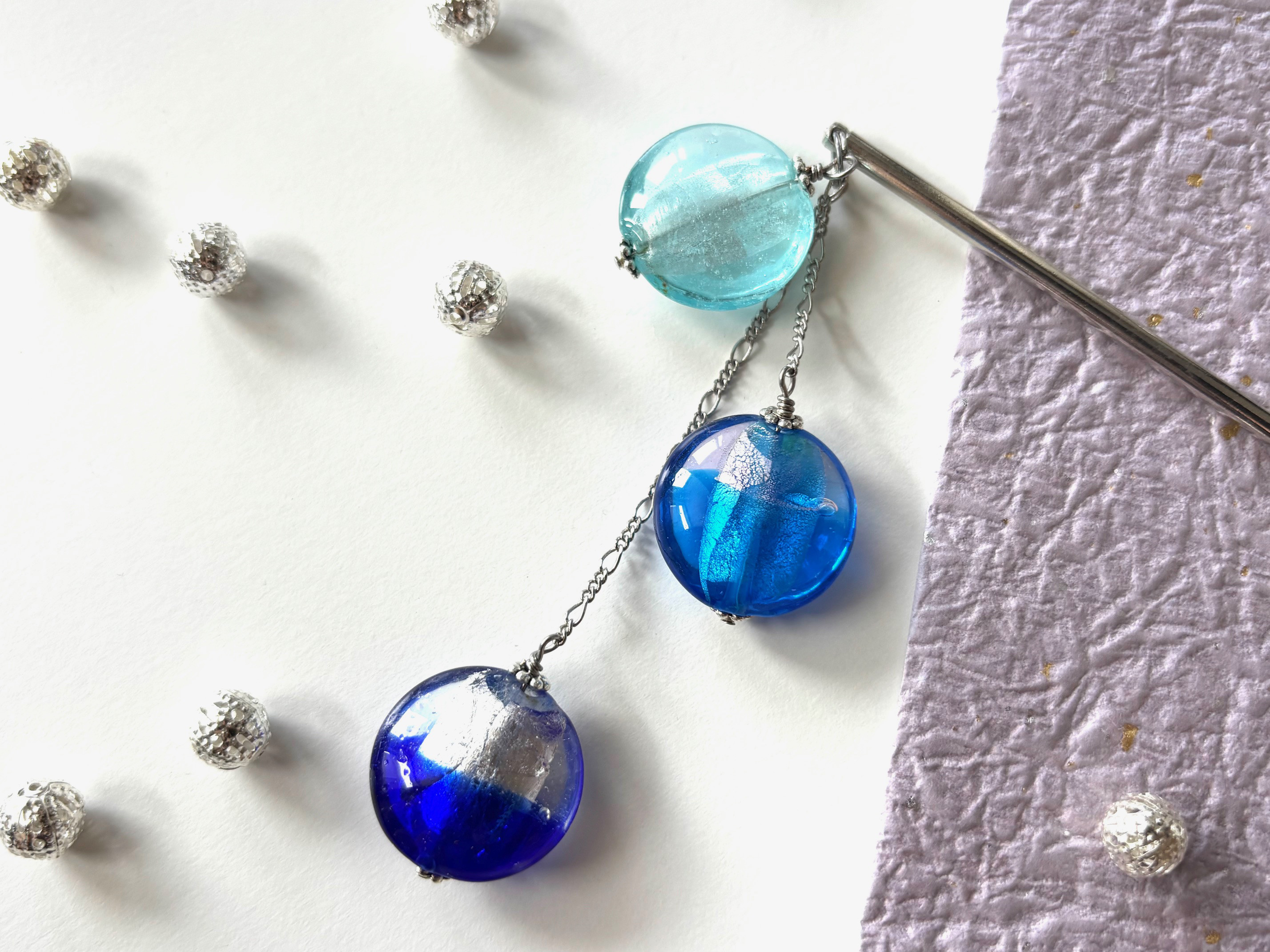 かんざし　紺色の２トーンカラーのとんぼ玉C　一本挿し　一本簪　涼しげ　夏　和風　トンボ玉　青　ブルー 4,675円