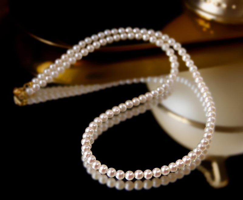 【La Corser】小さな絶妙なシリーズオーロラ淡水真珠ネックレスキビ真珠ベビーパールネックレスエレガントな高級パールジュエリ